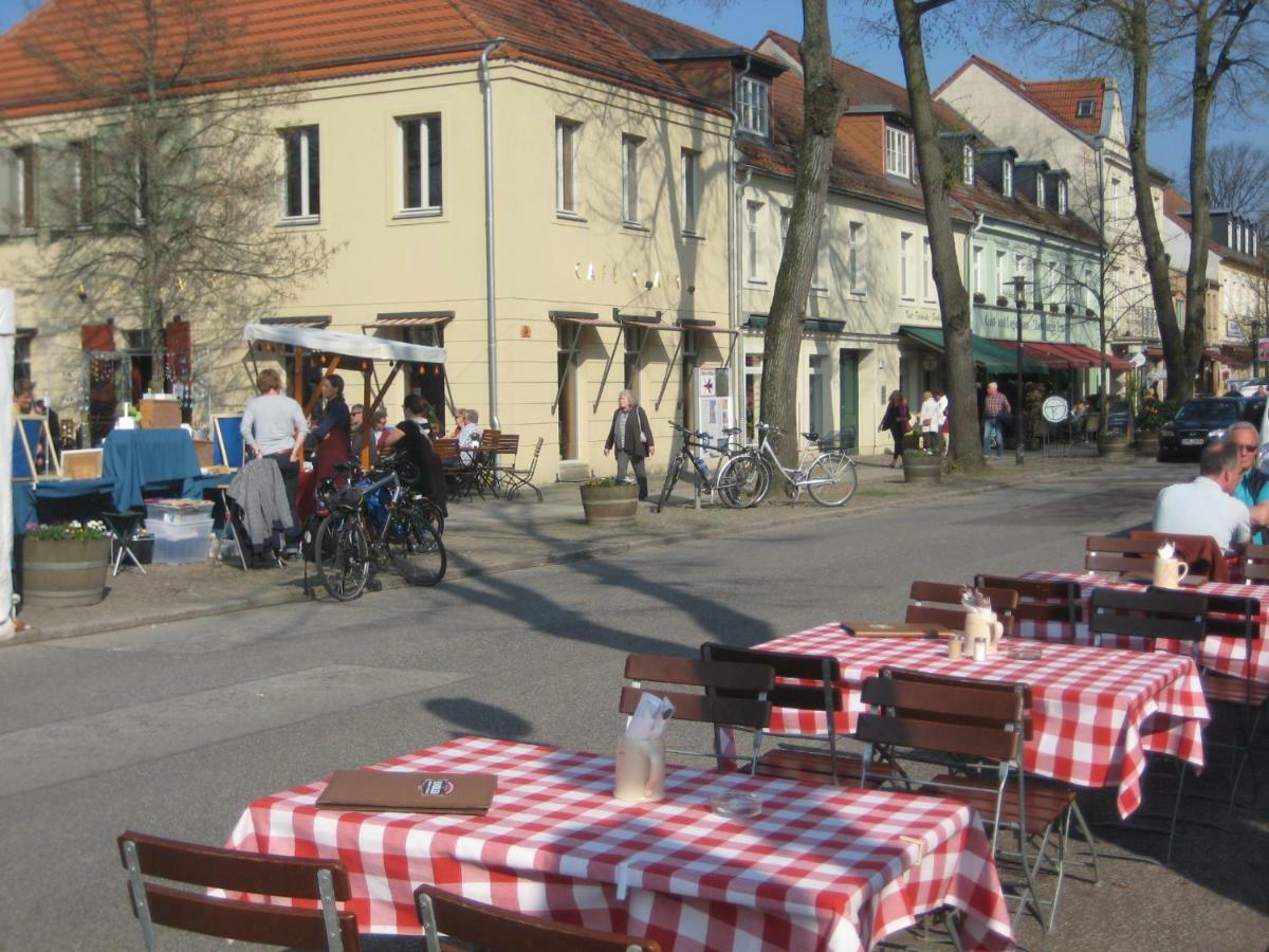 Schloss-Und Seeblick Apartment Rheinsberg Exterior foto